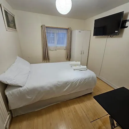 The Avenue House Villa